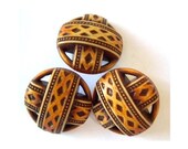 Plastic buttons, 6 buttons, unique shape with ornament,might be vintage, 21mm
