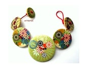 Button bracelet jewelry made of wood buttons beautiful colorful ornaments