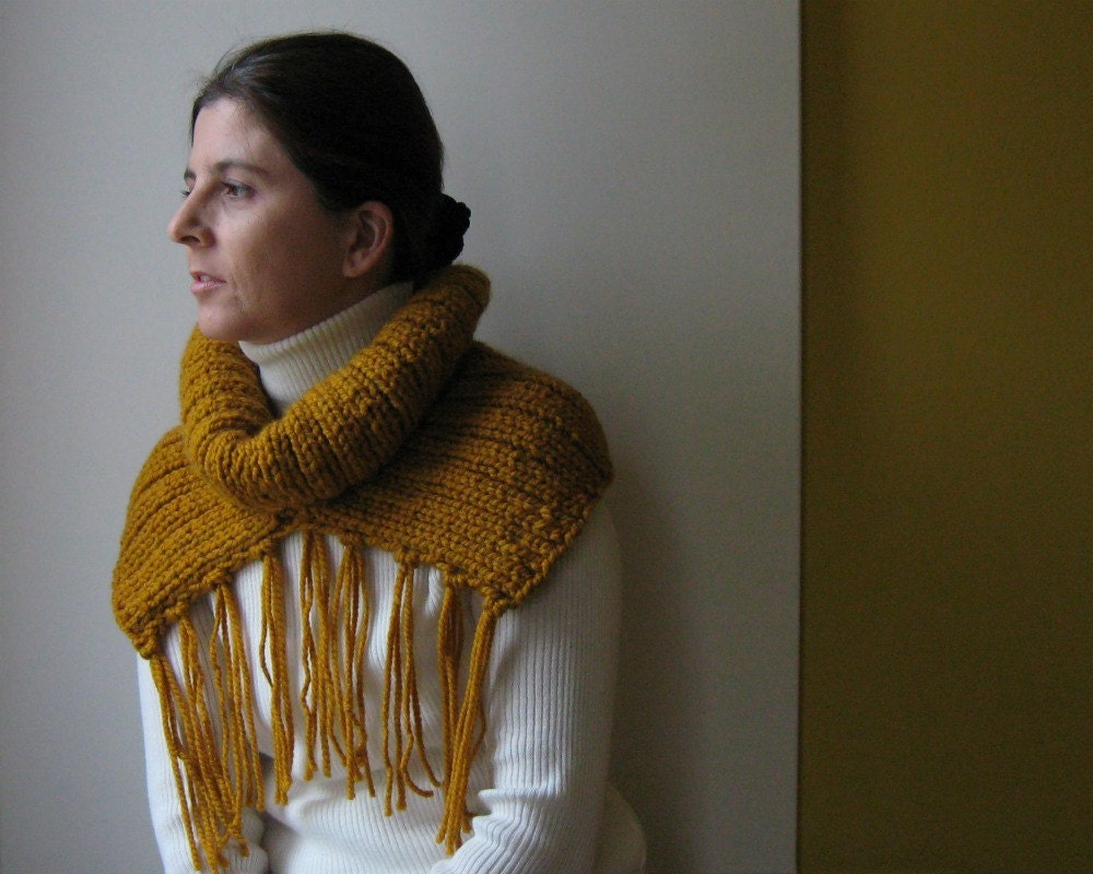 Chunky Cowl with Fringes Knitted in Yellow Acrylic Wool Blend Yarn