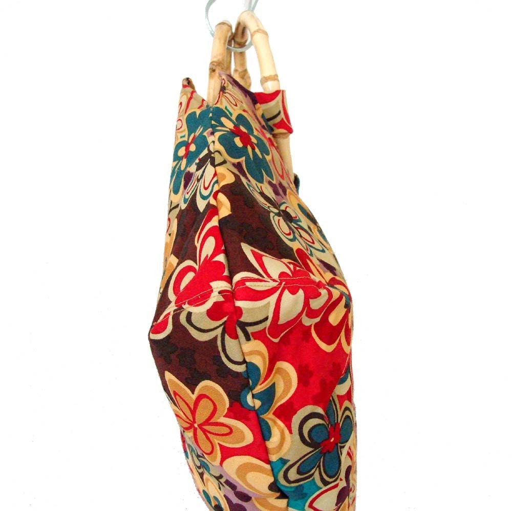 Pleated Spring Handbag with Bamboo Handles