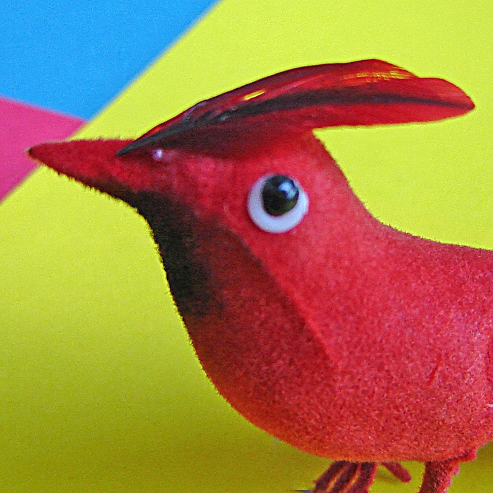 Sweet Red Crested Bird, 3 Dimensional Bird Figurine, Art and Craft Supply, Holiday Decoration