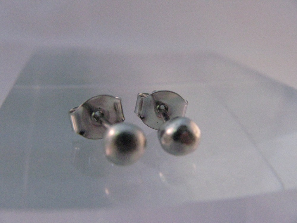 Platinum Studs