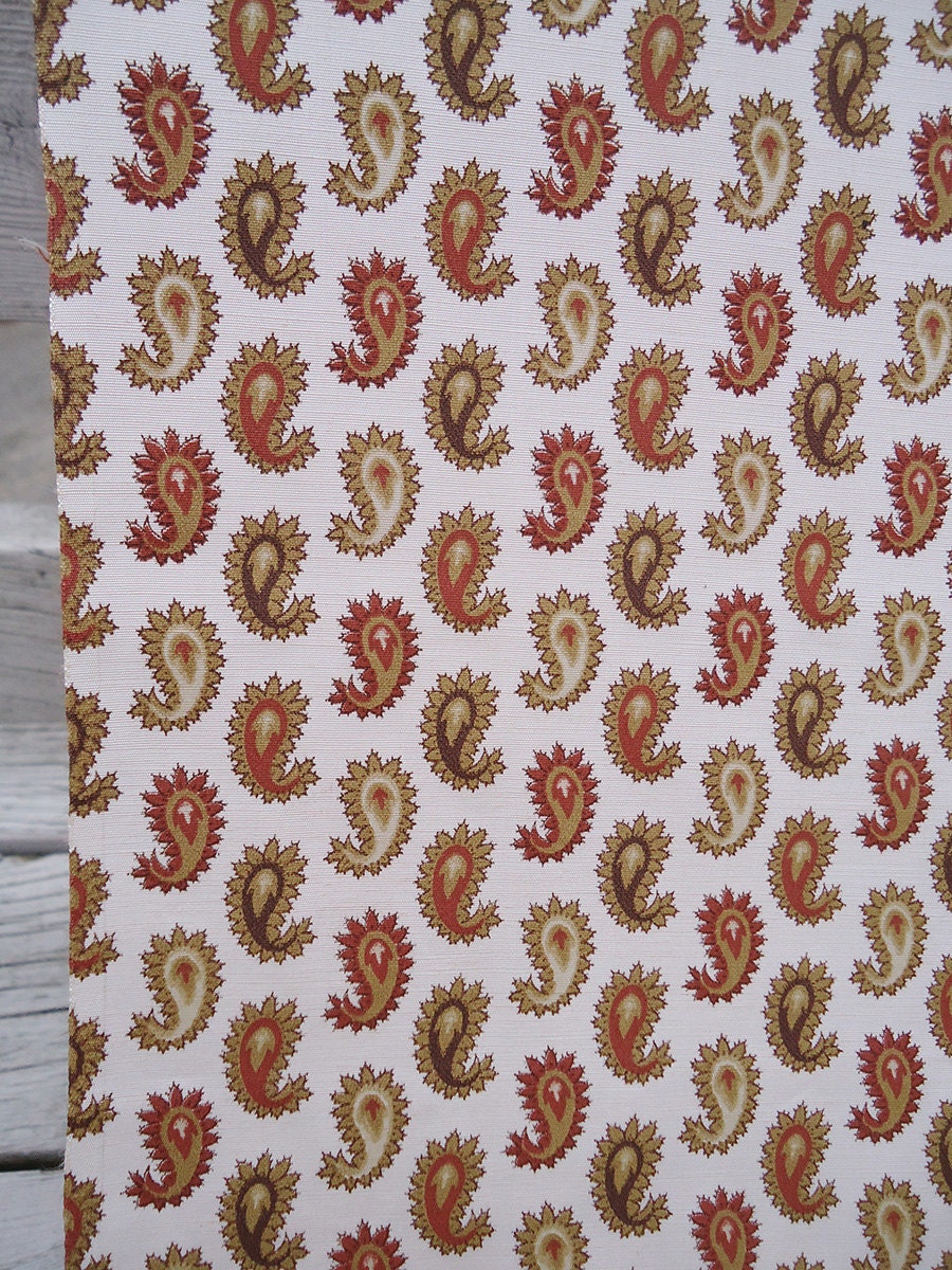 6 yards vintage fabric - 50s 60s paisley fabric - 38" wide