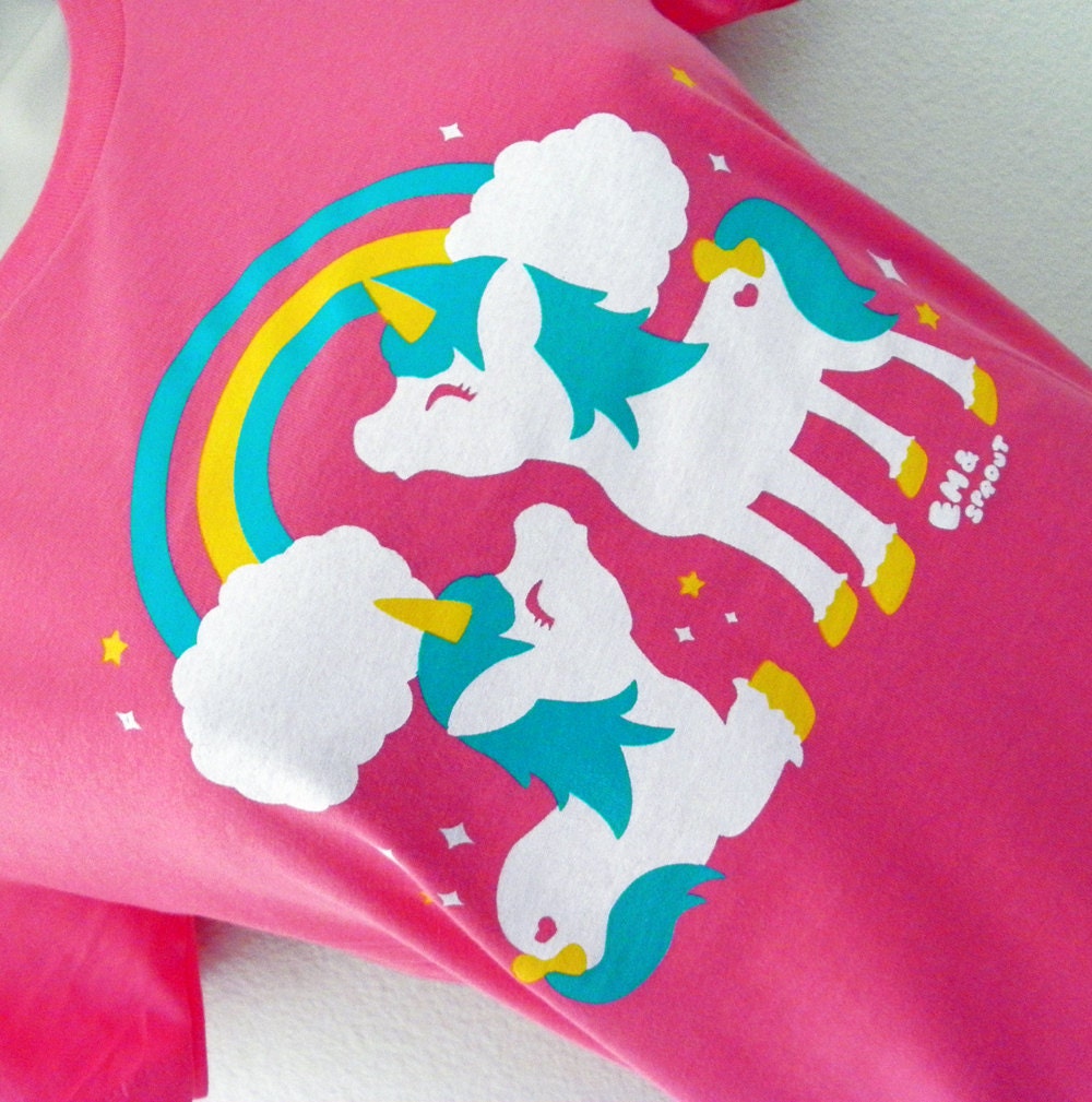 Unicorn T-Shirt - Pink KAWAII Ladies Shirt - Size Medium