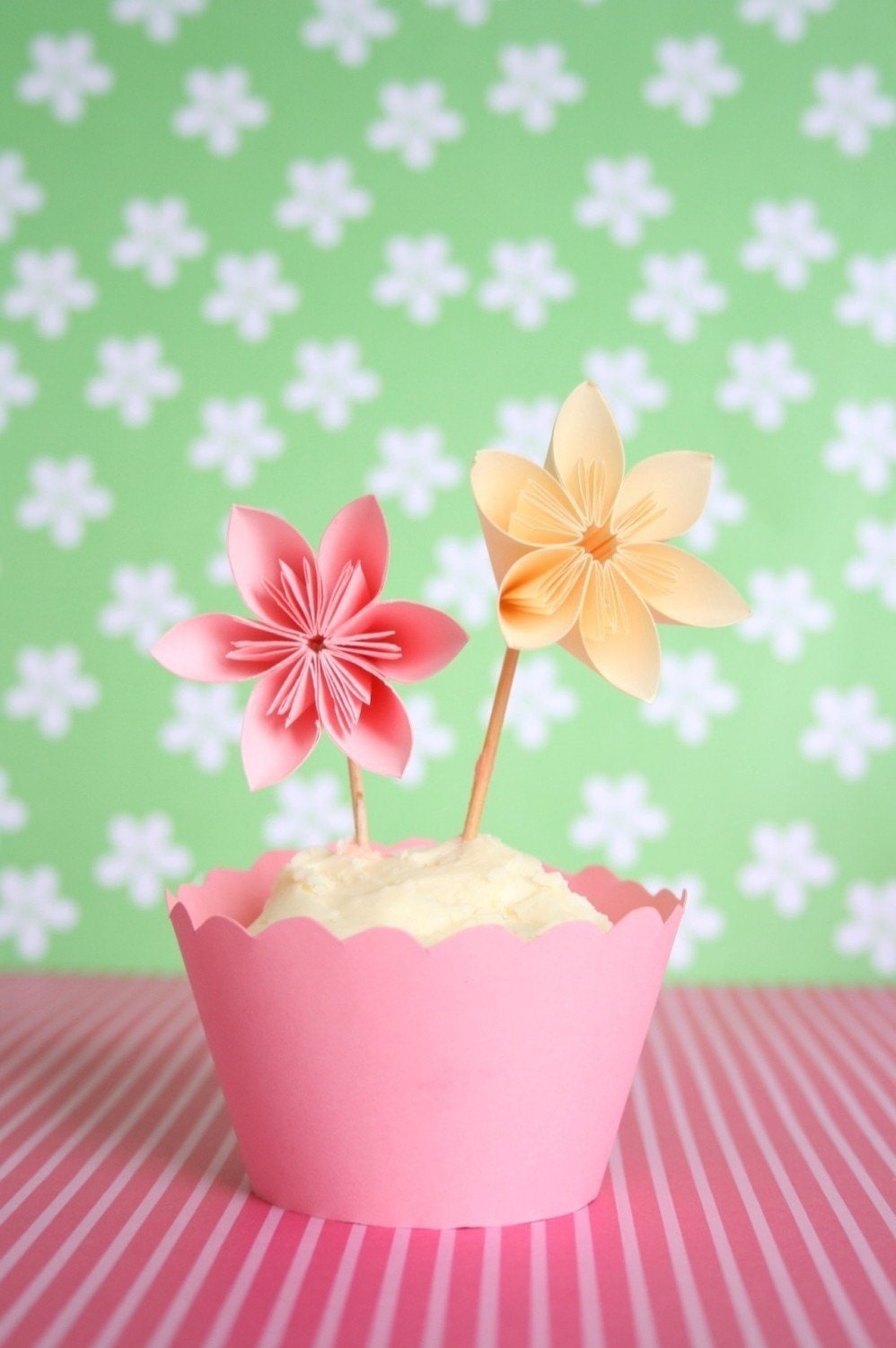 12 Millalove Paper Flower Cupcake Toppers