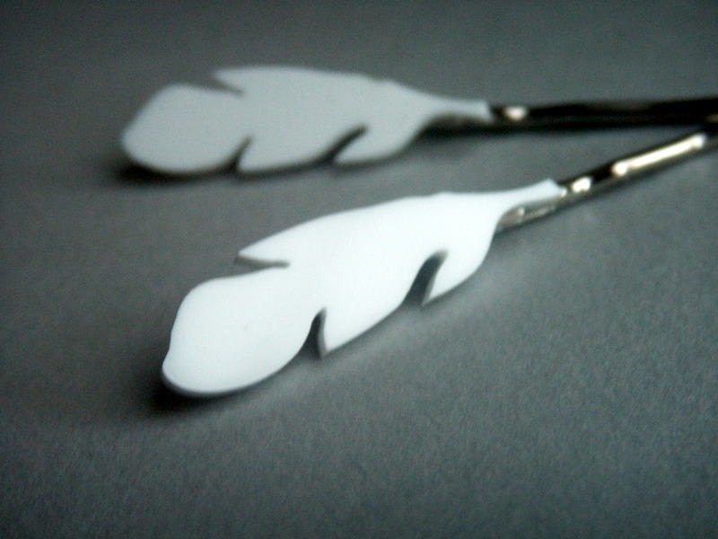 Pair of Feather Hairclips