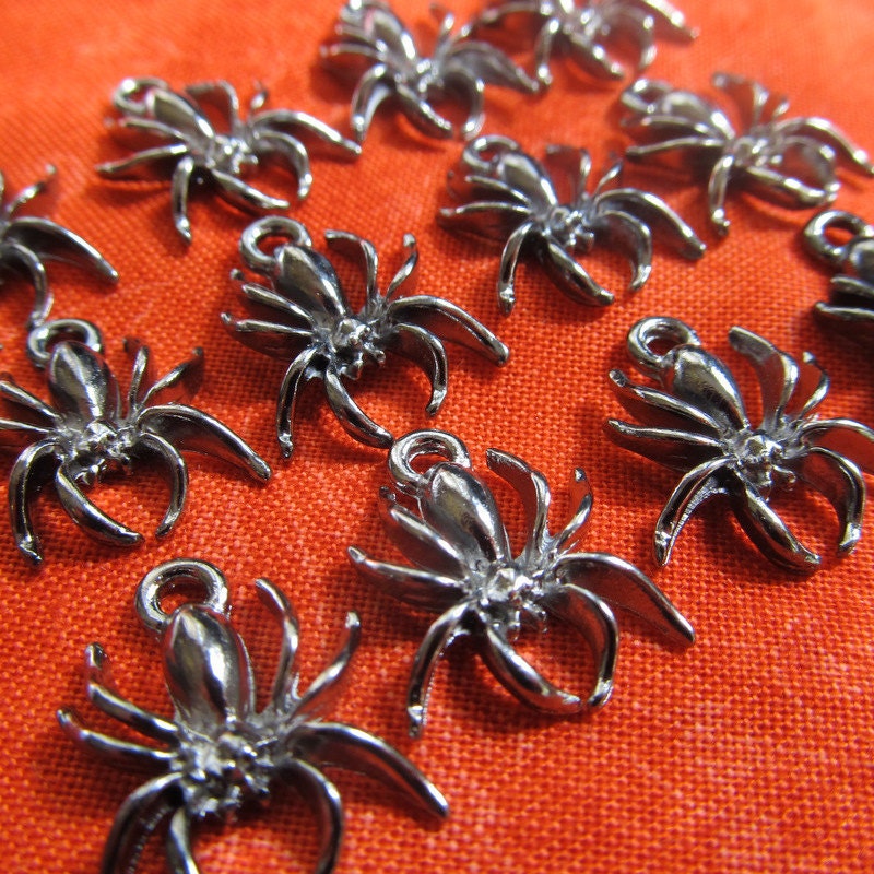 Spider Charms, Gunmetal...12 on Etsy (CH-MA-10332-GN)