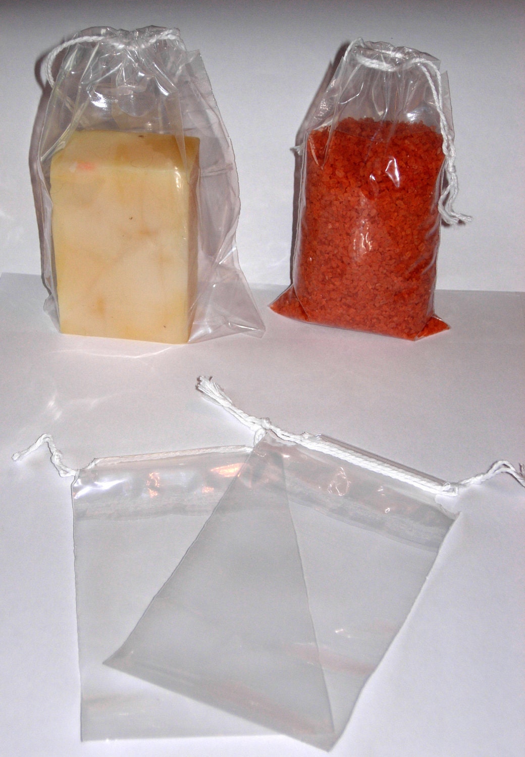 Plastic drawstirng bag 3x5 inches 25 count