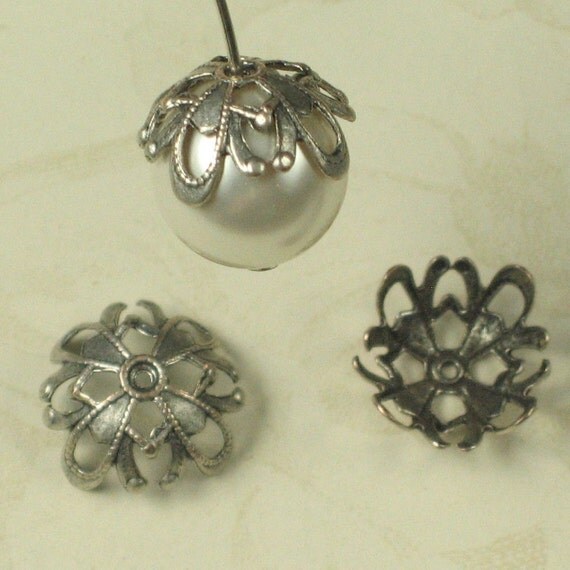 12 Antique Silver Large Size Bead Cap Jewelry Findings 760
