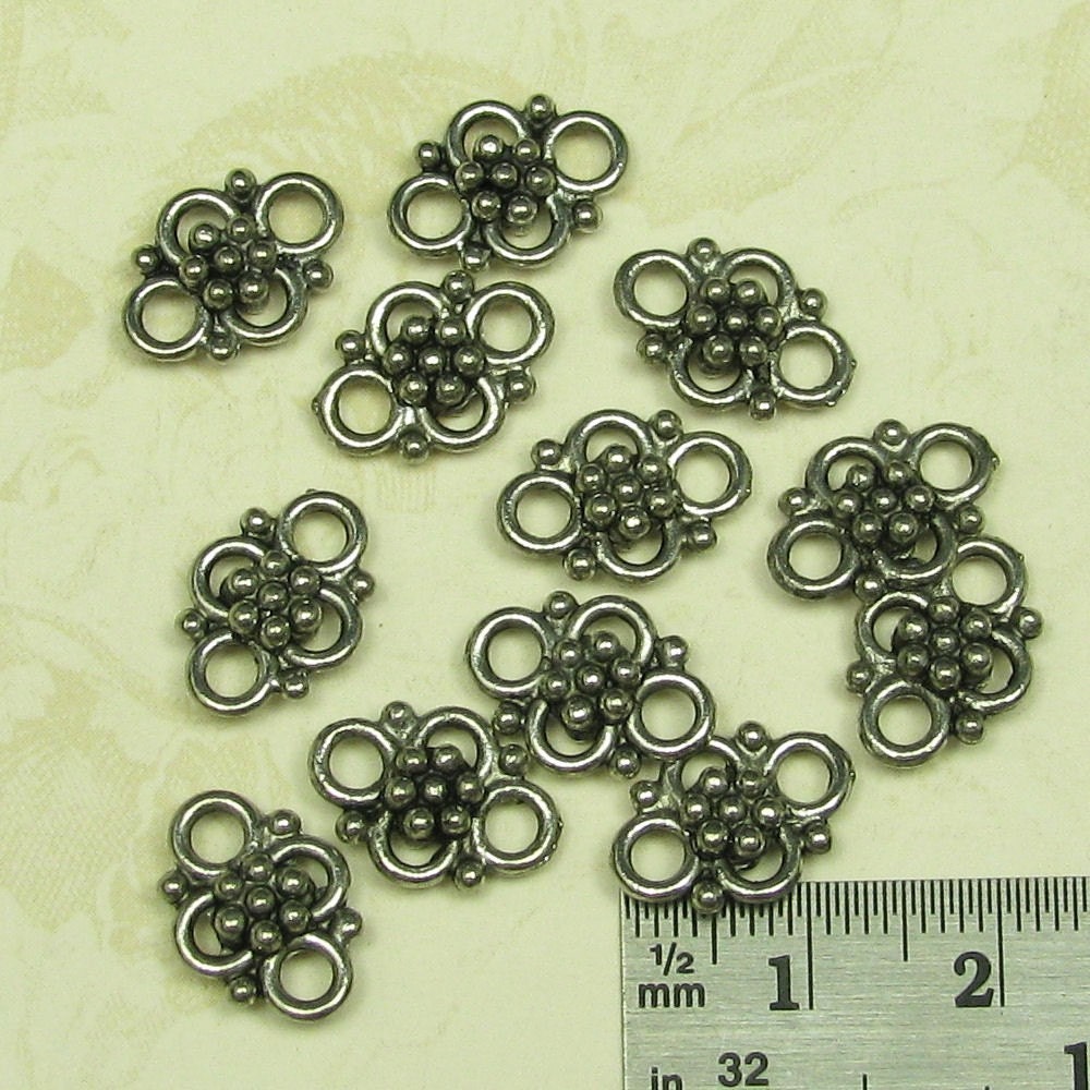 6 Antique Silver Small 4 Ring Connector Jewelry Findings 204