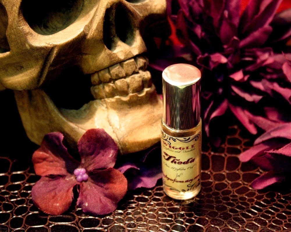 Theda Perfume Oil 5ml