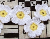 Crocheted White Daisies - Set of 10