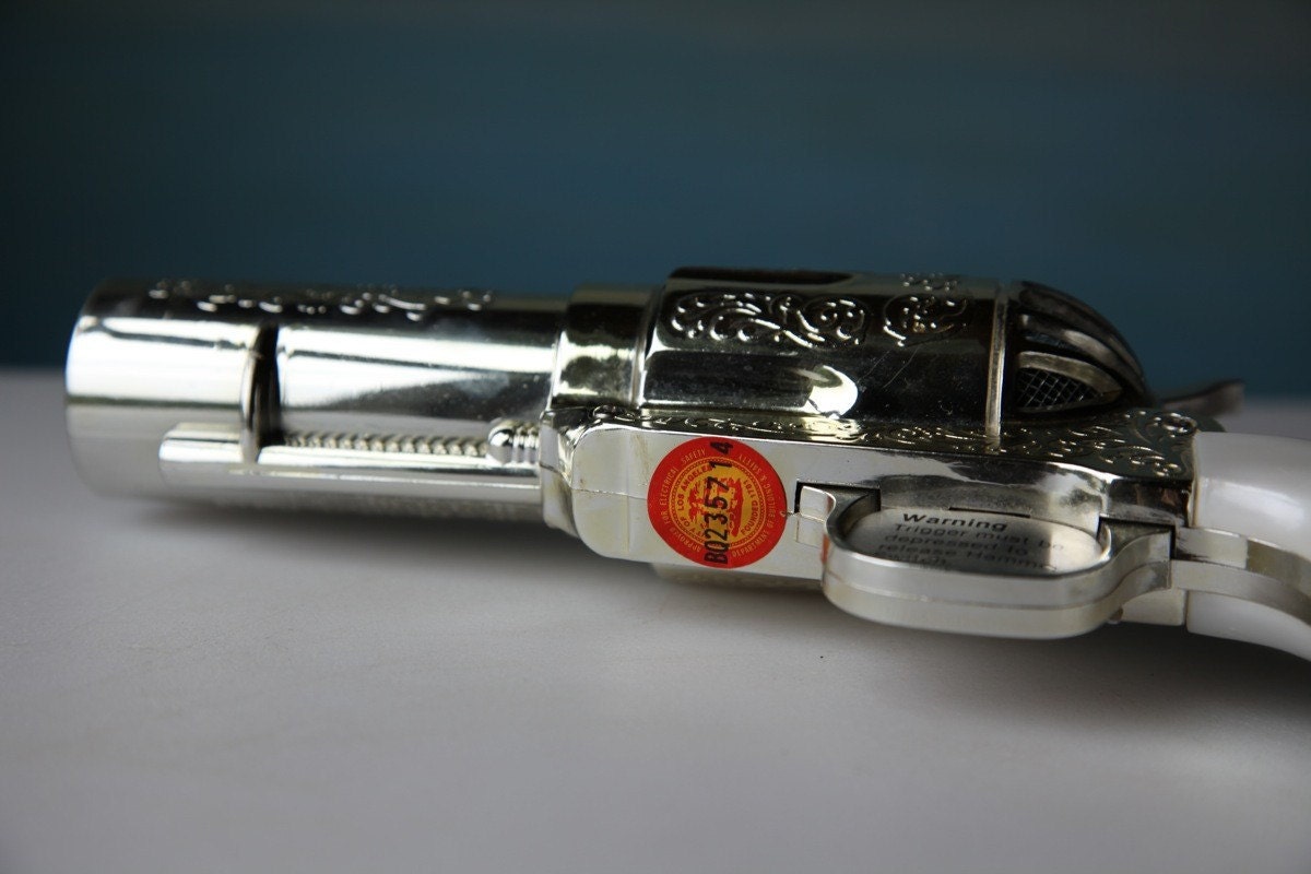 357 Magnum Hair Dryer. Vintage Novelty Pistol Hairdryer D Reserved for MissBettyRocker