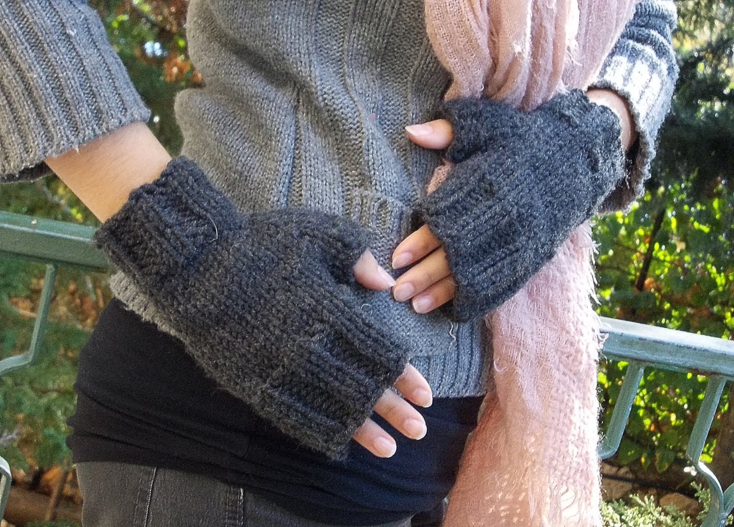 Fingerless Gloves Mittens Men driving gloves Merino Wool grey Bulky Pulse Warmer women Mitts handknitted chunky  yarn warm winter gray