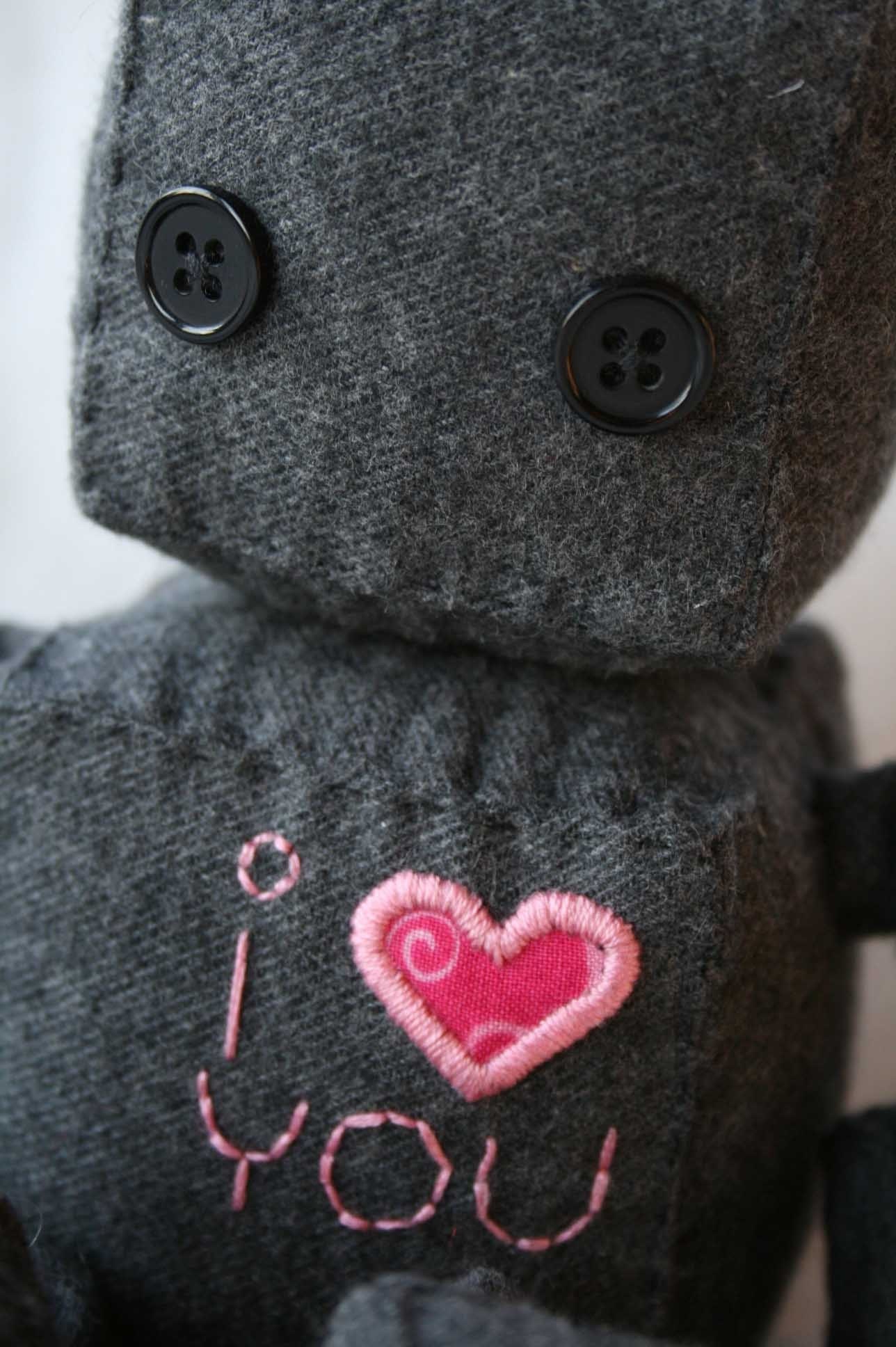 ILoveYou Robot