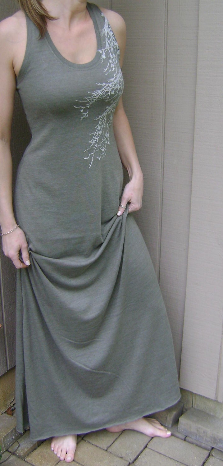 New - S, M, L, XL Beautiful Branches Dress in Moss Green