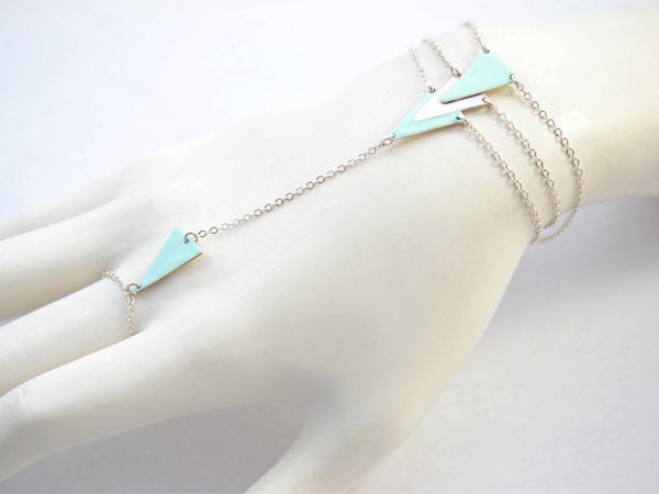 Silver bracelet ring - triangle - mint