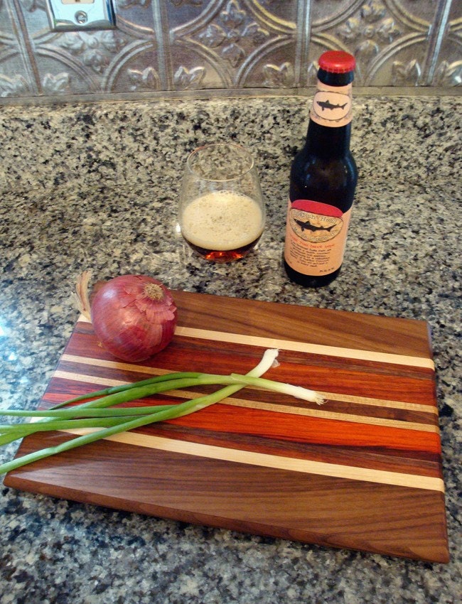 Handmade Medium Wood Cutting Board - The Sweet and Savvy Gift - Black Walnut & Padauk