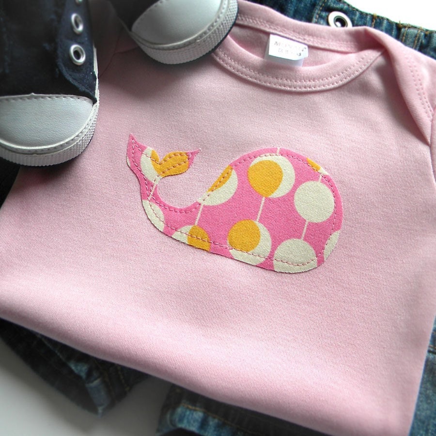 Size 3-6 months - Pink Whale Bodysuit - Applique - Newborn Baby Girl Clothes