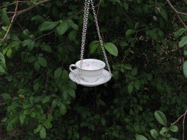 Teacup Birdbath or Feeder