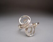 Vertical Chaos Ring