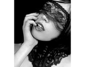 PRIORITY MAIL SHIPPING - Sexy Black Lace Mask / pseudo Blindfold