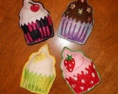 Cupcake beanbag set of 4    game, party favor