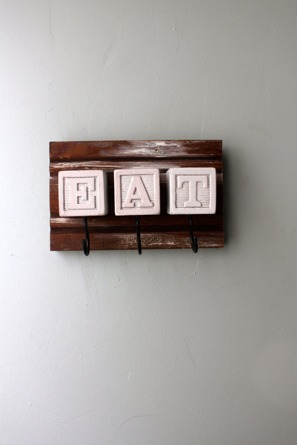 Kitchen "EAT" Block Rack