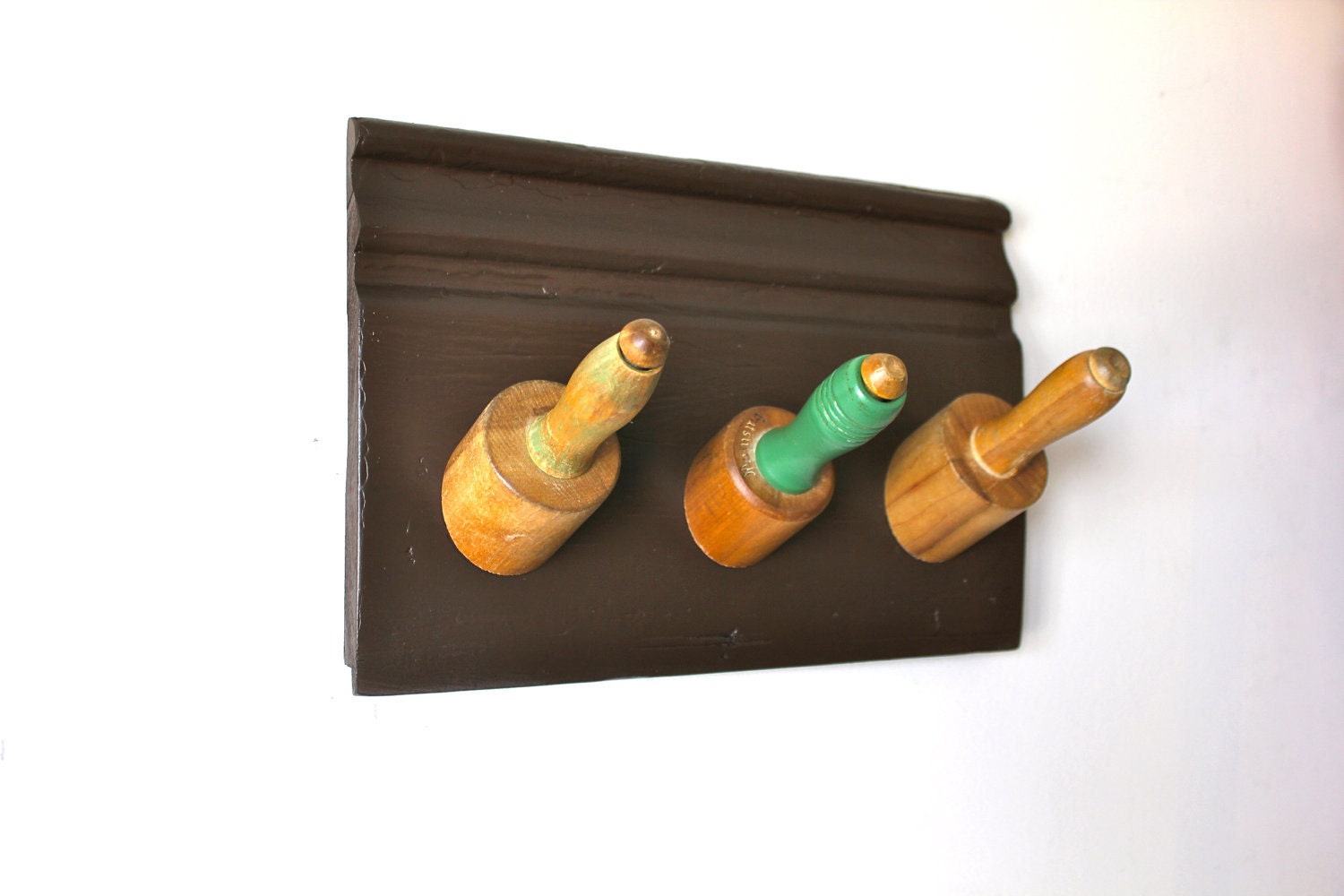 Green Rolling Pin Hook Rack