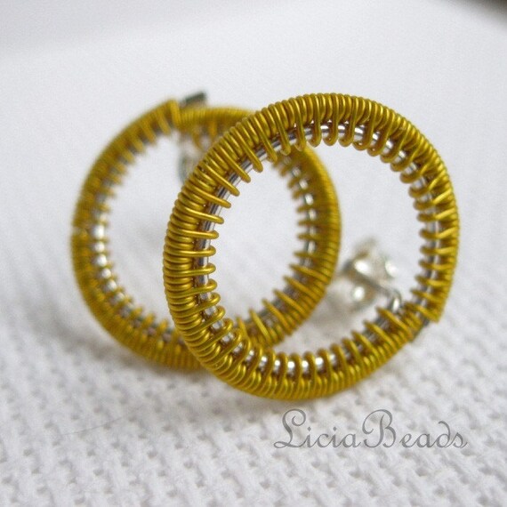Golden Circles (med) - sterling silver and Aztec gold wire circle earrings
