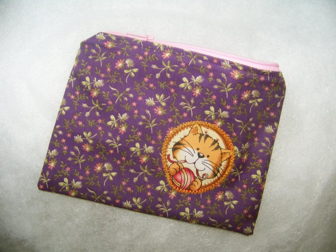 Cute Kitten -  Purple Floral Zipper Pouch