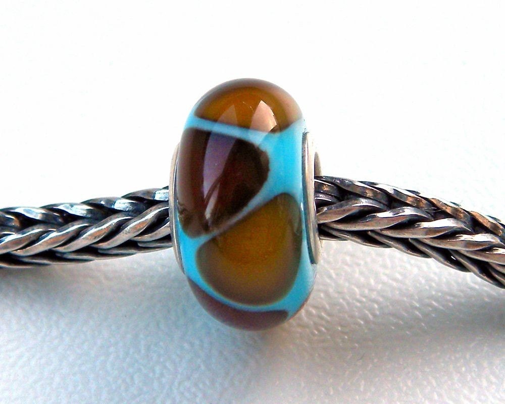 Sky Blue Amber Triangle - Bracelet bead with sterling silver core