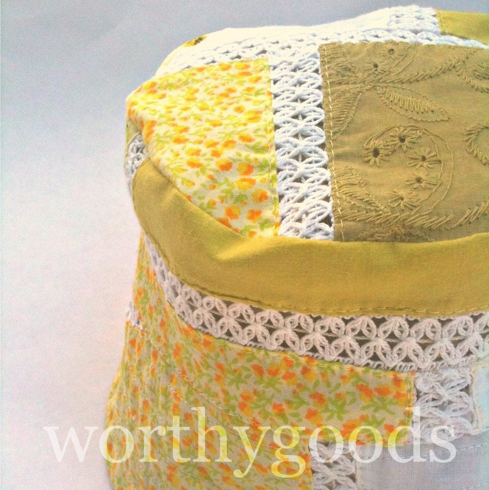 Buttercup Trick Sun Hat 2 to 4 Years - Yellow Patchwork Lace Girls Prairie Bucket Cap - Reversible