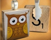 HOO LOVES YA : a cute little art pendant charm made on a Scrabble game tile piece