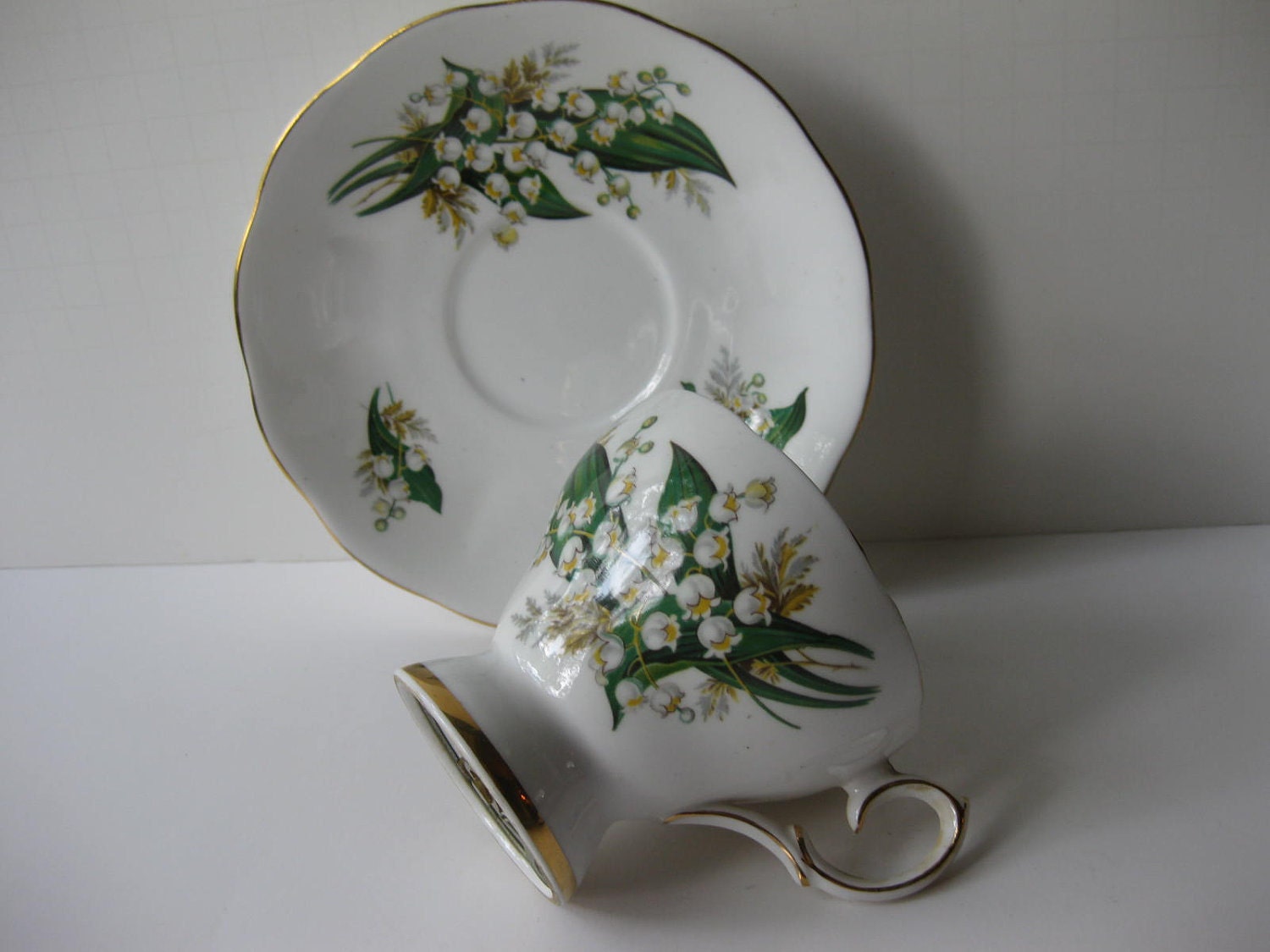 RESERVED FOR MARGO Vintage Queen Anne Musical Lily of the Valley Teacup & Saucer