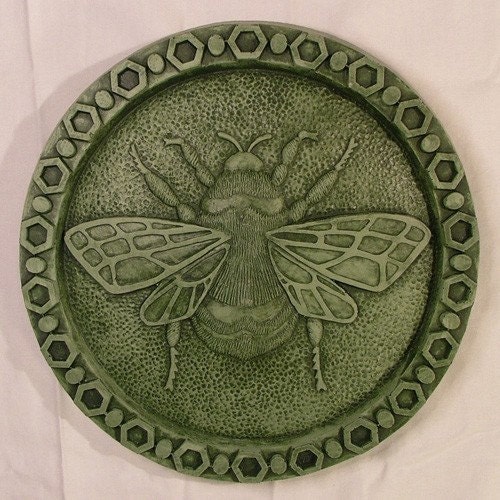 Bumble Bee Stepping Stone (Green)
