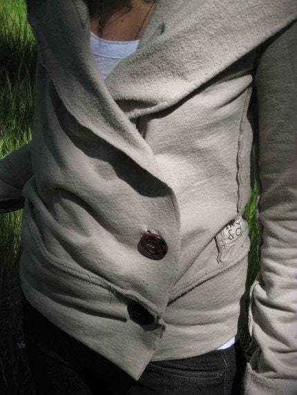 Custom listing 3 button Sweatshirt