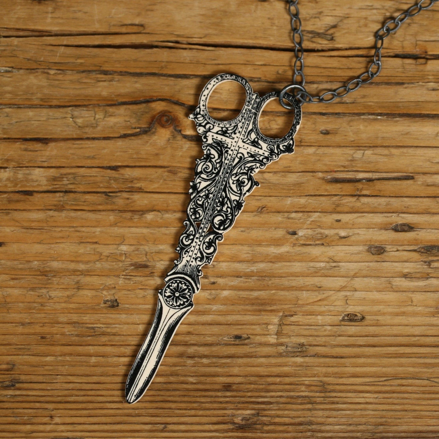 Victorian Scissors Necklace