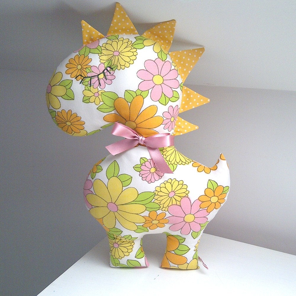 SALE Was 15.00, Vintage Daisy Dinosaur, Sweet Yellow Flowery Fabric Plush Toy