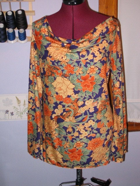 Koi Fish Top