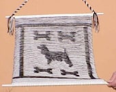 Springer Spaniel and Dog Bone Illusion Knitted Wall Hanging Pattern