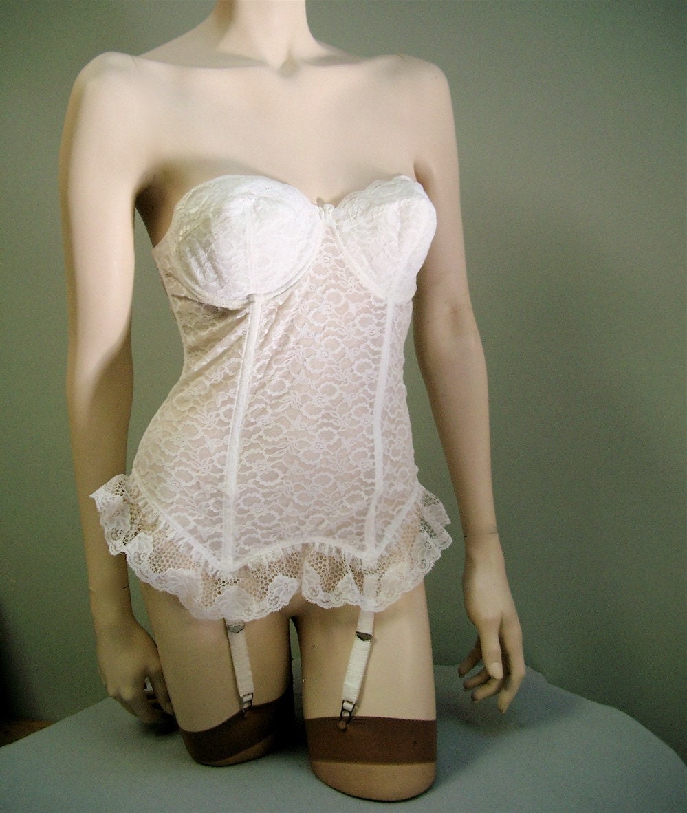 Vintage Goddess Merry Widow Corset, Strapless Bra Bustier, White Lace, Garters 36 B Bridal