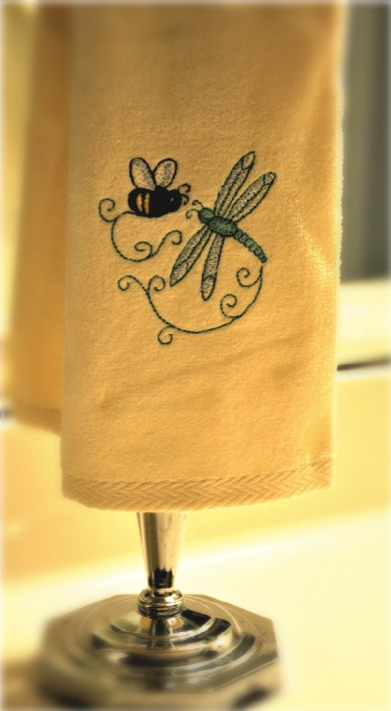 Bumble Bee Towel