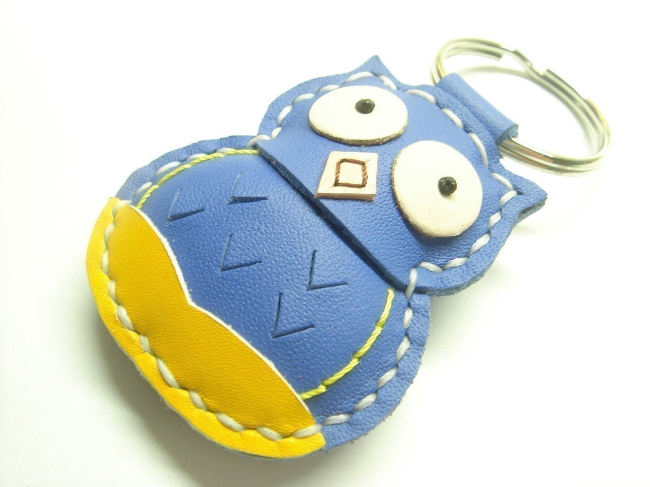 Fiona the Owl Leather Keychain ( Blue )
