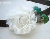 Peacock-de-la -- Creamy White Shabby Chic Rosette with Peacock Feathers on Chocolate Headband for Baby, Infant, Newborn, Girls, Toddlers