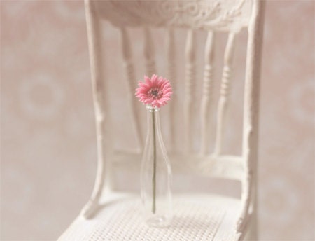 Dollhouse Miniature Flowers - Gerbera Daisy Medium Pink