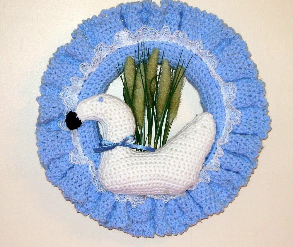 Handmade Crochet Swan Wreath with Dried Flowers