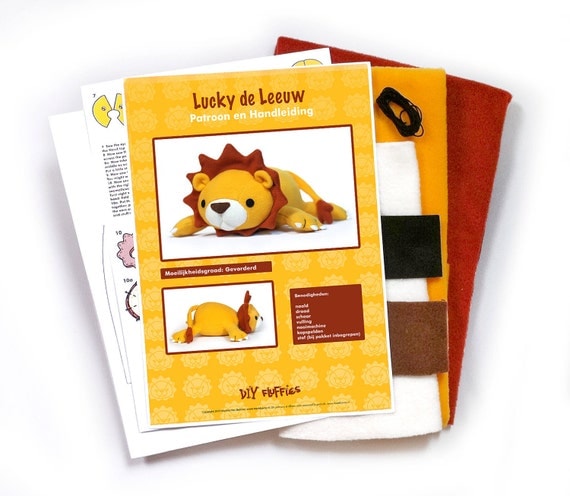 Lucky Lion soft toy sewing kit