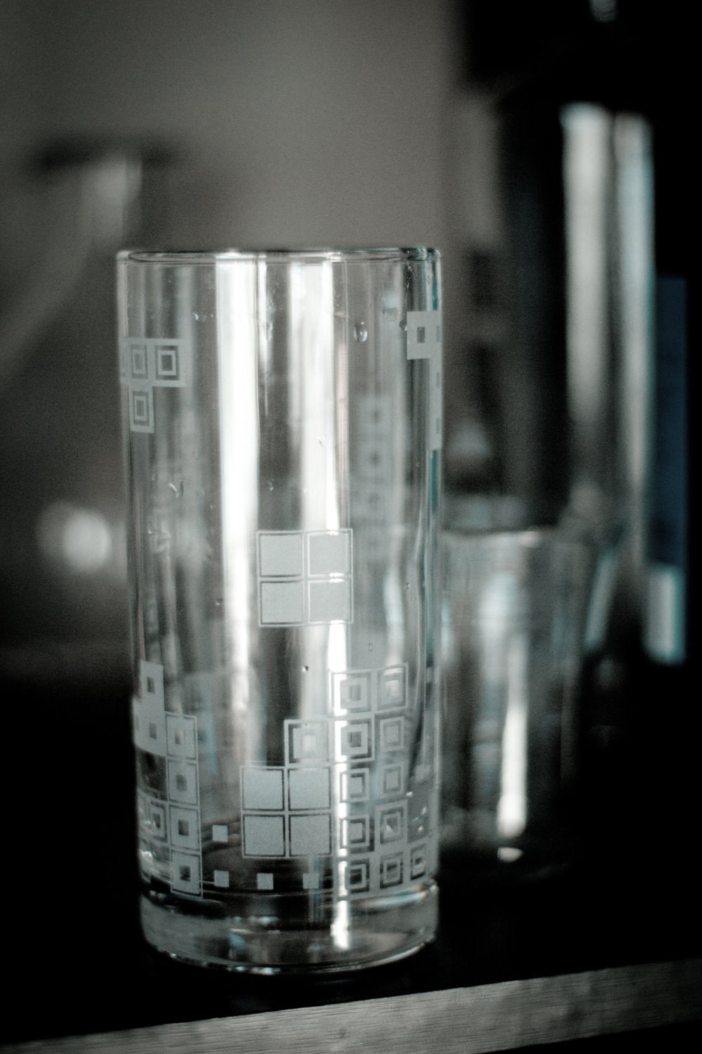 Tetris themed drinking glass with sandblasted design
