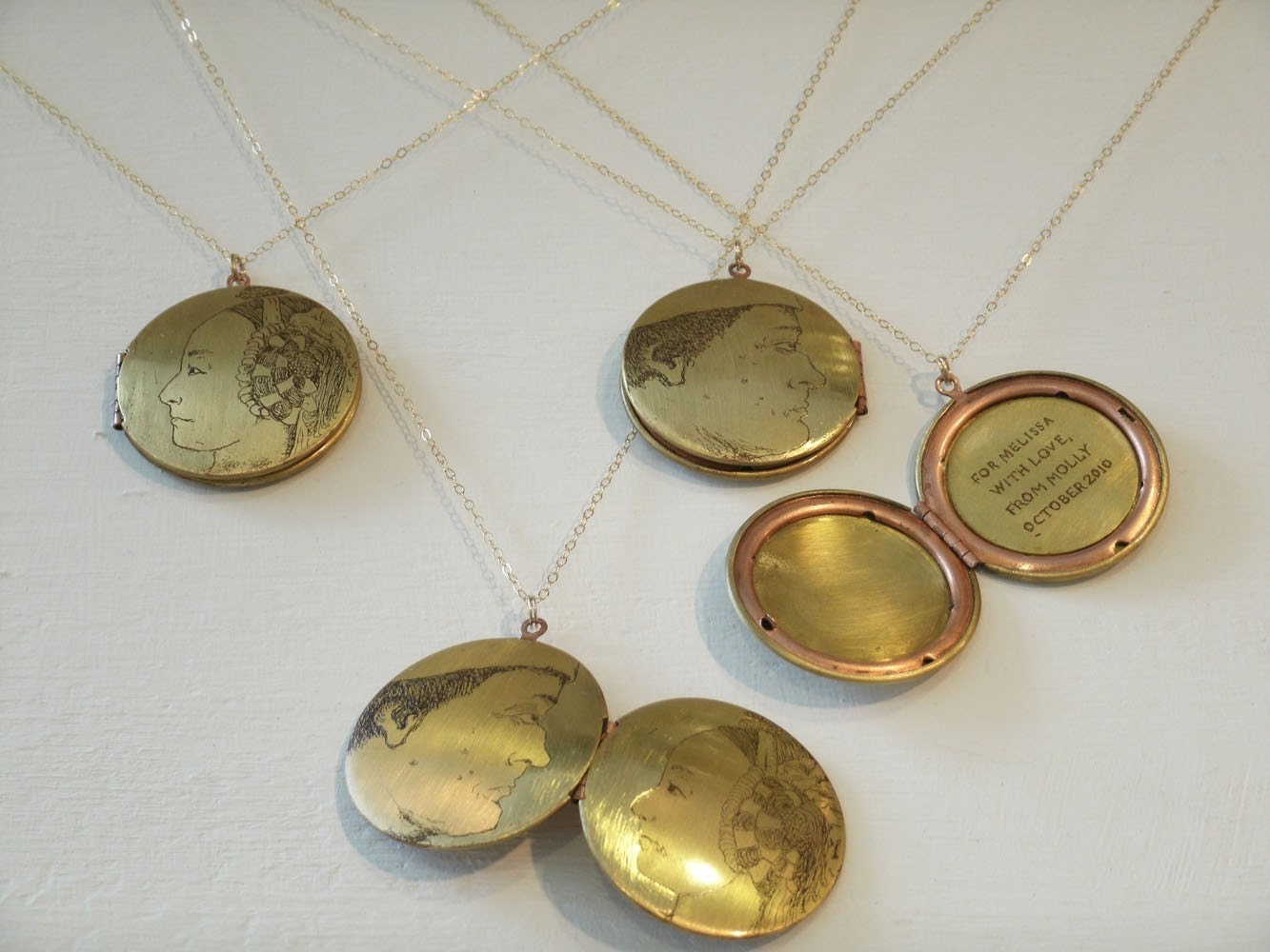 Custom Etch Bridal Locket Set
